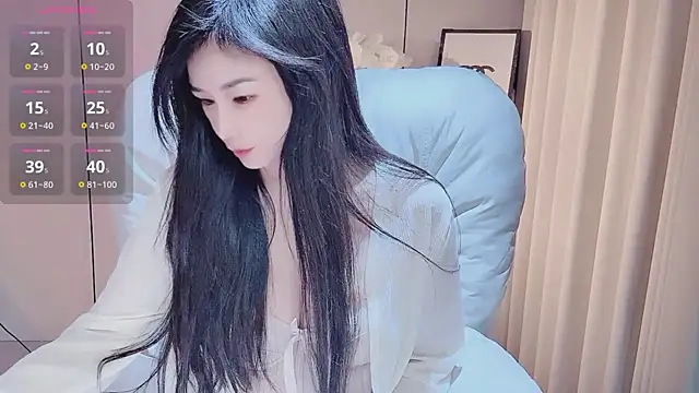 YunShan-33 online show from December 2025 01:28:02 PM