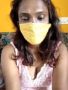 Queen-dhivya online show from April 2026 04:02:02 AM