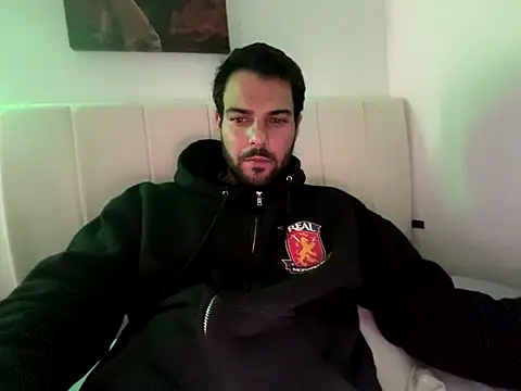 Snapshot of will-br26 chatting on November 2025 04:13:02 PM will-br26 online show from November 2025 04:13:02 PM