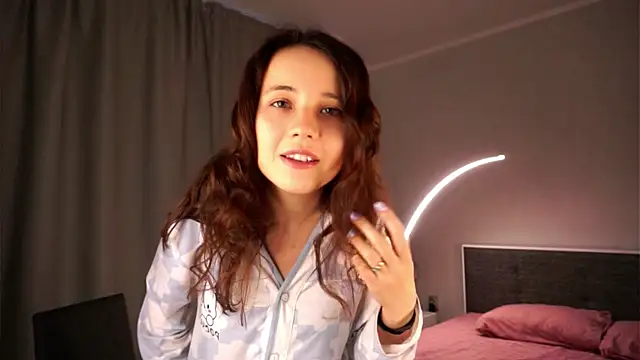 Snapshot of MonikaStablein chatting on November 2025 05:42:01 AM MonikaStablein online show from November 2025 05:42:01 AM