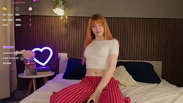 foxyriss online show from February 2026 06:20:02 AM