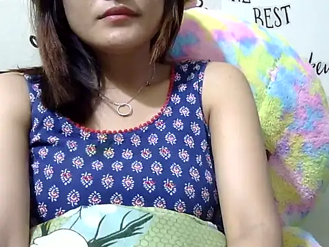 Snapshot of maira_33 chatting on May 2026 04:56:02 PM maira 33 online show from May 2026 04:56:02 PM