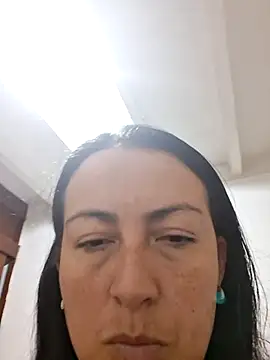 Lauryn Jones online show from July 2026 08:33:02 PM