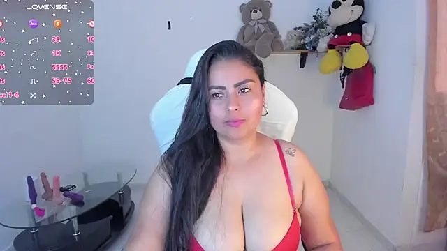 Snapshot of Valery_stuart chatting on November 2025 12:38:02 PM Valery stuart online show from November 2025 12:38:02 PM