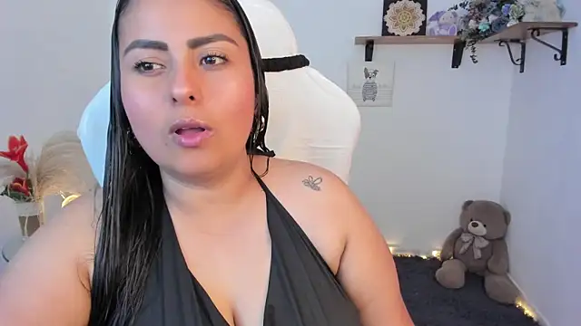 Snapshot of Valery_stuart chatting on November 2025 08:42:01 PM Valery stuart online show from November 2025 08:42:01 PM