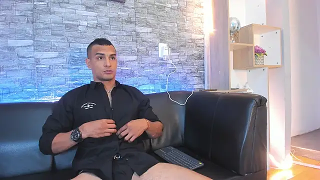 Snapshot of blaze_phoenix chatting on November 2025 11:44:01 AM blaze phoenix online show from November 2025 11:44:01 AM