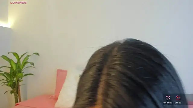  Hanna Williams  online show from December 2025 08:50:02 PM