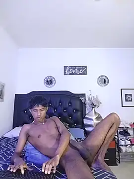 Snapshot of Mack_tom chatting on June 2026 08:11:02 PM Mack tom online show from June 2026 08:11:02 PM