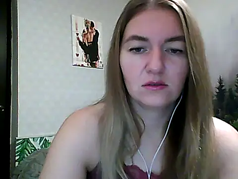 Snapshot of CandyOLimeX chatting on November 2025 09:36:02 PM CandyOLimeX online show from November 2025 09:36:02 PM