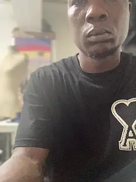 Snapshot of Ndodemnyama@xh chatting on January 2026 06:04:01 AM Ndodemnyamaxh online show from January 2026 06:04:01 AM