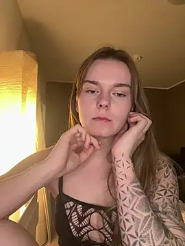 LisaFreierxx online show from April 2026 08:31:01 PM