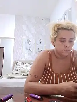 BIADELICIA1 online show from January 2026 10:31:01 AM