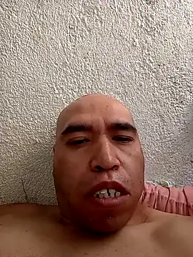 Snapshot of pitote38 chatting on November 2025 05:15:01 PM pitote38 online show from November 2025 05:15:01 PM