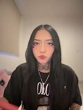 JIORYOvO online show from November 2025 11:53:01 PM