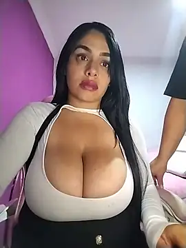 Snapshot of AngelsCouple- chatting on May 2026 09:16:01 PM AngelsCouple- online show from May 2026 09:16:01 PM
