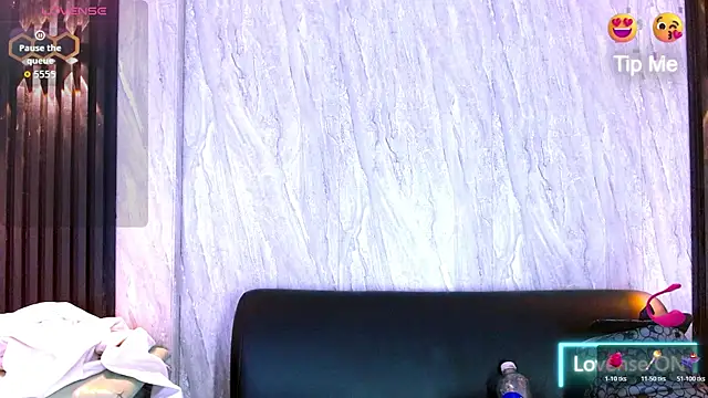 Snapshot of CriisBrown_ chatting on January 2026 10:21:02 AM CriisBrown online show from January 2026 10:21:02 AM