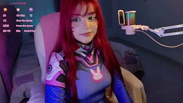 Snapshot of EmillieX chatting on November 2025 11:25:02 PM EmillieX online show from November 2025 11:25:02 PM