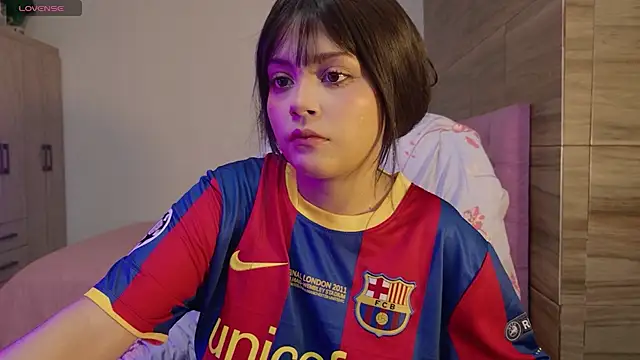 EmillieX online show from January 2026 12:14:02 AM