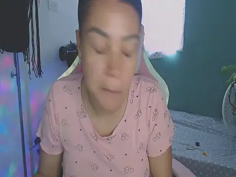 shayna cute online show from July 2026 09:35:02 PM