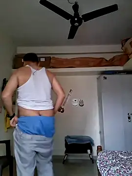 suraj696 online show from November 2025 11:31:02 AM