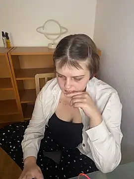 Francine Wilma online show from February 2026 01:53:02 PM