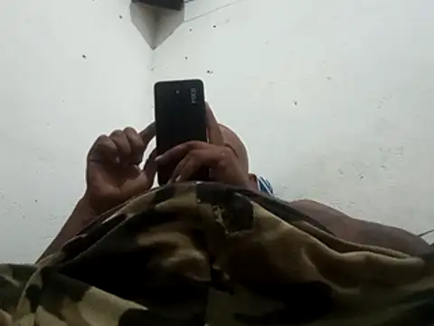 Snapshot of negrocomomisuerte chatting on November 2025 08:48:02 AM negrocomomisuerte online show from November 2025 08:48:02 AM