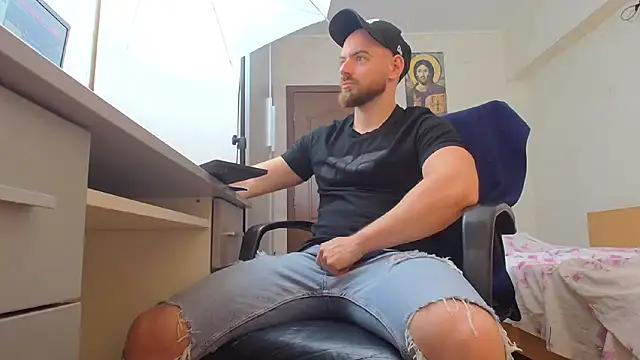 Ryanstone  online show from June 2026 06:52:02 AM