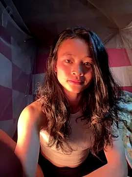 Snapshot of Li_ve chatting on December 2025 02:50:02 AM Li ve online show from December 2025 02:50:02 AM