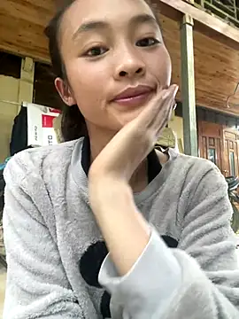 Snapshot of Li_ve chatting on December 2025 10:01:01 AM Li ve online show from December 2025 10:01:01 AM