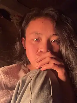 Snapshot of Li_ve chatting on February 2026 01:15:01 PM Li ve online show from February 2026 01:15:01 PM