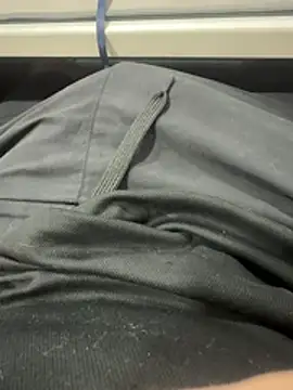 adamblunt59 online show from February 2026 11:03:01 PM