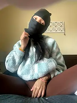 Snapshot of Jowsie chatting on November 2025 07:56:02 PM Jowsie online show from November 2025 07:56:02 PM