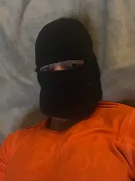 Snapshot of Mohadzahah chatting on November 2025 10:23:01 PM Mohadzahah online show from November 2025 10:23:01 PM