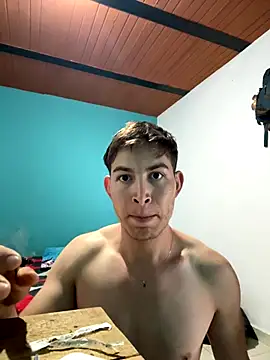 AlexanderBianchi2 online show from November 2025 01:00:01 PM