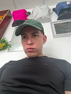 AlexanderBianchi2 online show from November 2025 04:25:01 PM