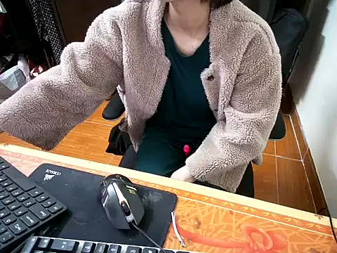 ---Lusi03--- online show from February 2026 09:52:01 PM