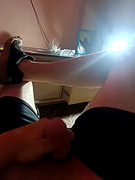 Snapshot of YostinAndSabri chatting on November 2025 06:19:02 AM YostinAndSabri online show from November 2025 06:19:02 AM