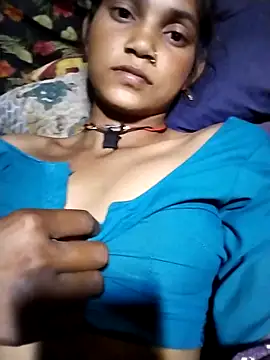 Jooli cuty online show from March 2026 03:26:01 PM