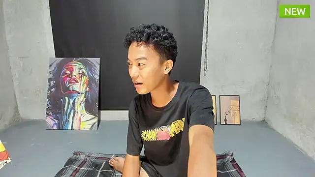 Snapshot of UrBigFatAsianCock chatting on November 2025 12:28:02 PM UrBigFatAsianCock online show from November 2025 12:28:02 PM