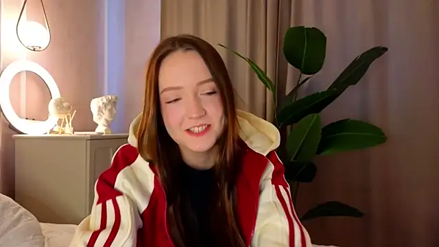 Snapshot of FrancesMason chatting on March 2026 08:38:01 AM FrancesMason online show from March 2026 08:38:01 AM