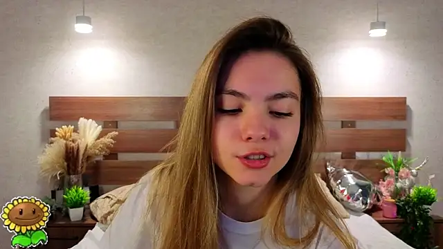 Snapshot of MargieDavidson chatting on February 2026 08:43:02 AM MargieDavidson online show from February 2026 08:43:02 AM