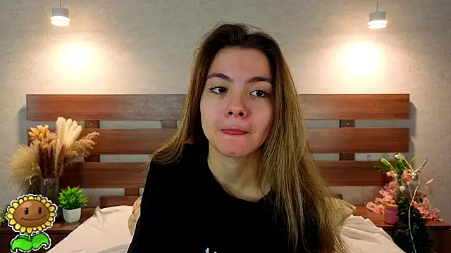 Snapshot of MargieDavidson chatting on February 2026 09:10:02 AM MargieDavidson online show from February 2026 09:10:02 AM