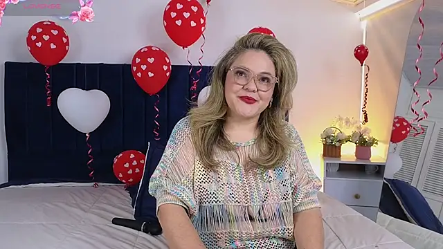 NatashaBlade  online show from February 2026 12:15:01 PM