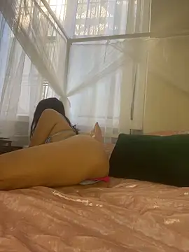 Snapshot of baeezzyy chatting on November 2025 02:49:02 PM baeezzyy online show from November 2025 02:49:02 PM