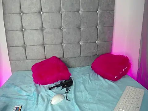 Snapshot of chayli_x chatting on November 2025 08:19:01 PM chayli x online show from November 2025 08:19:01 PM