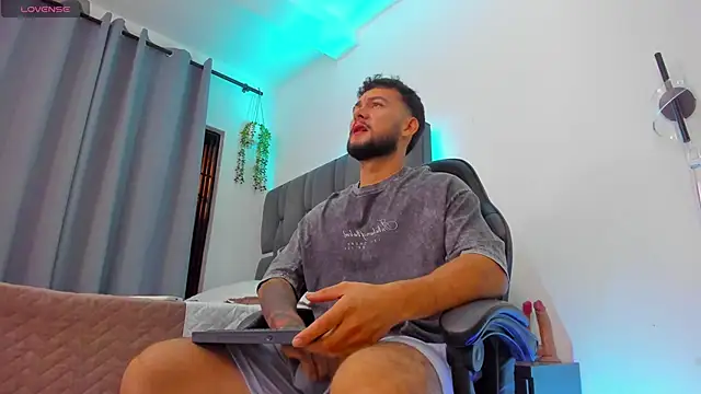 noah corvelle online show from February 2026 01:04:01 AM