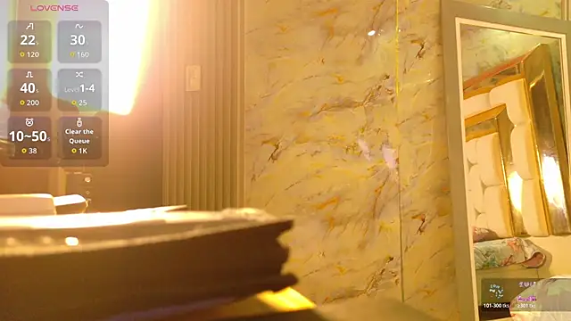 missfoster online show from November 2025 12:29:02 PM