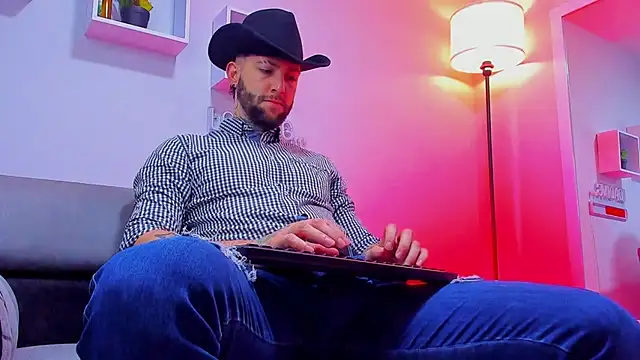 Supreme Alpha online show from November 2025 03:34:01 AM