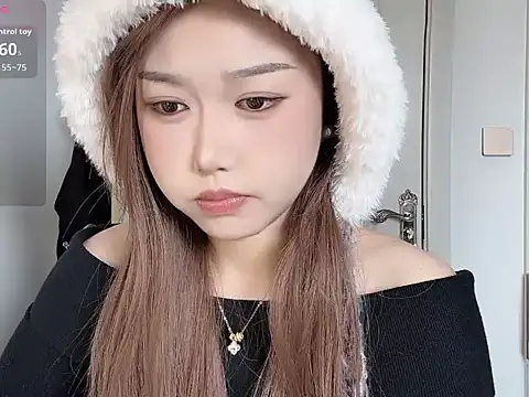 Xiaoji61 online show from November 2025 04:33:02 AM