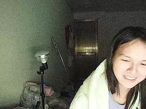 RebelAura online show from April 2026 08:15:01 PM